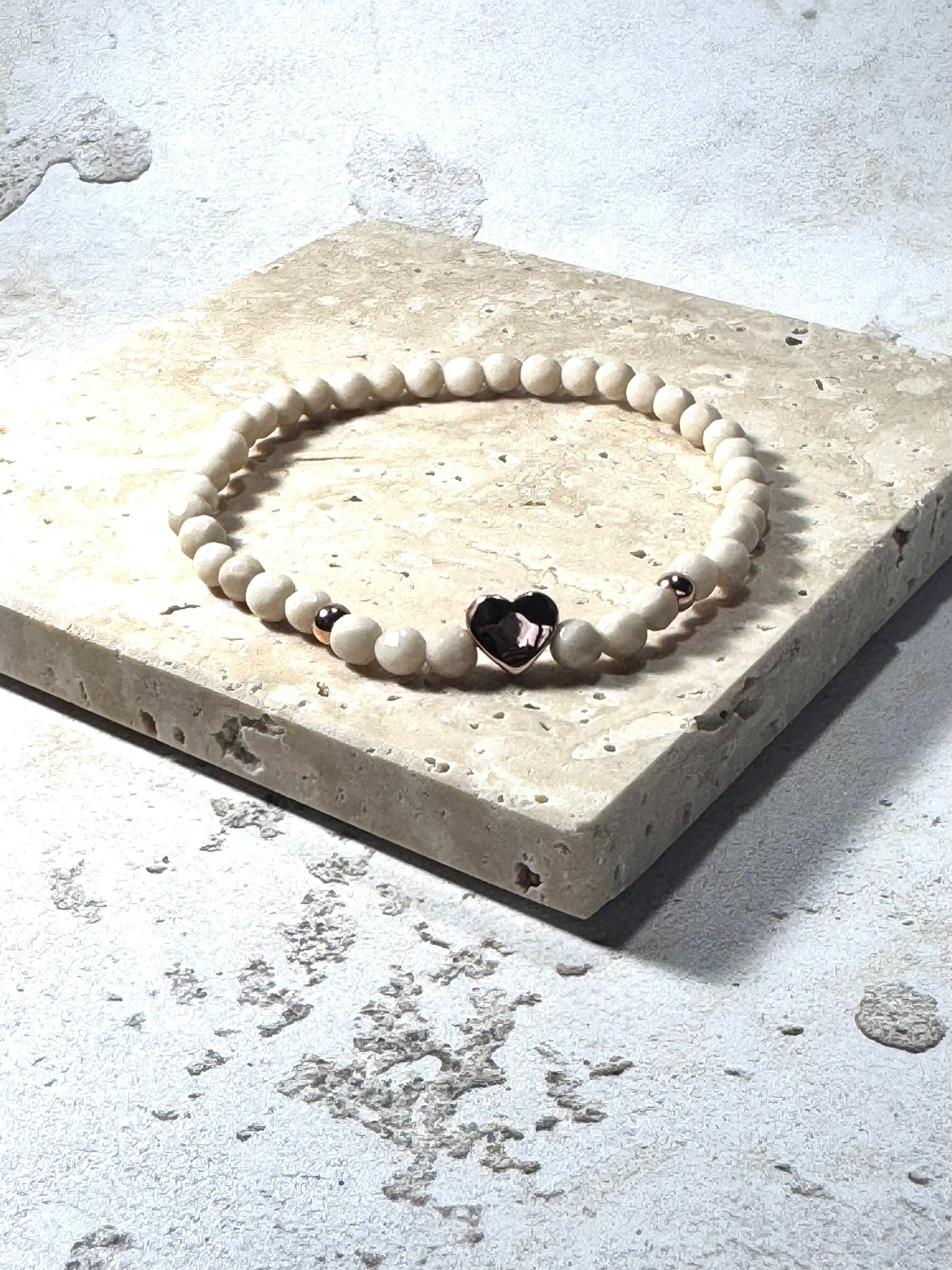 Fossilised Wood Gemstone Bracelet – Cream with Rose Gold Heart Charm | Handmade in the UK