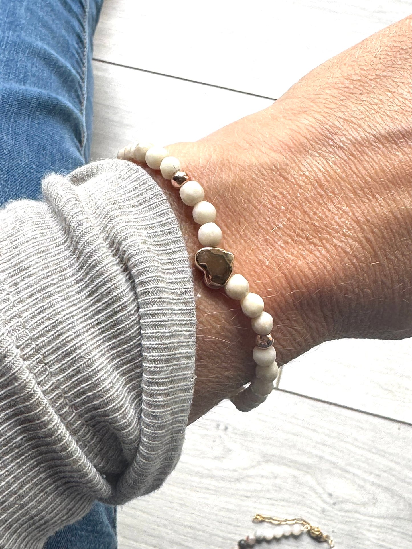 Fossilised Wood Gemstone Bracelet – Cream with Rose Gold Heart Charm | Handmade in the UK