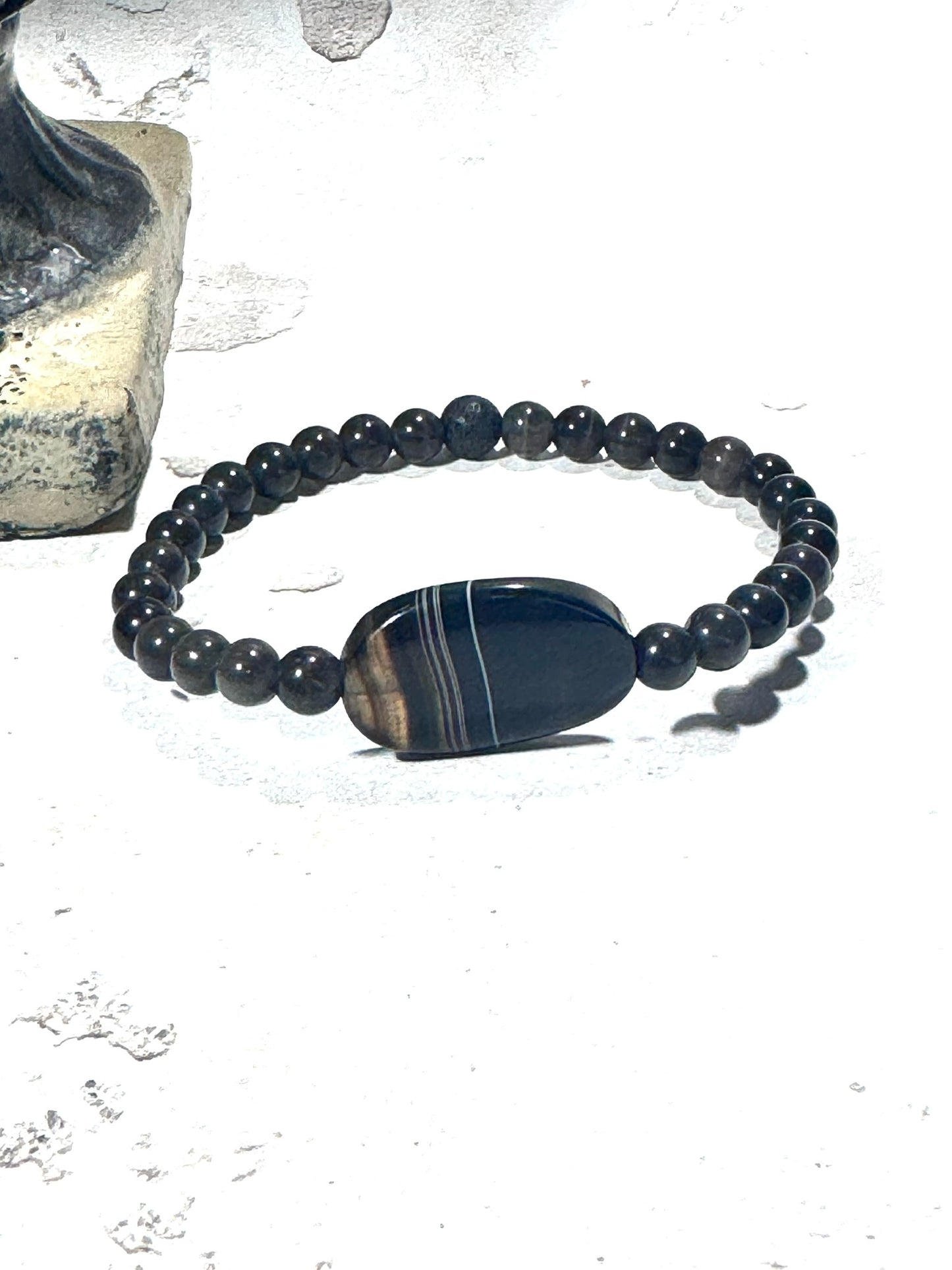 Noir Agate Gemstone Bracelet