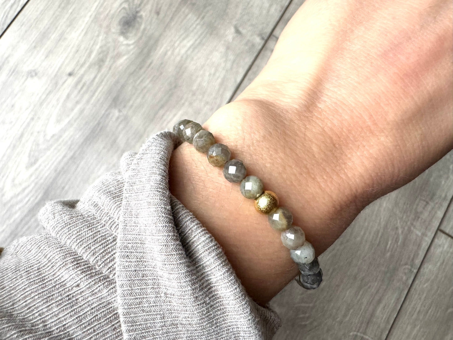 Labradorite Minimal Bracelet